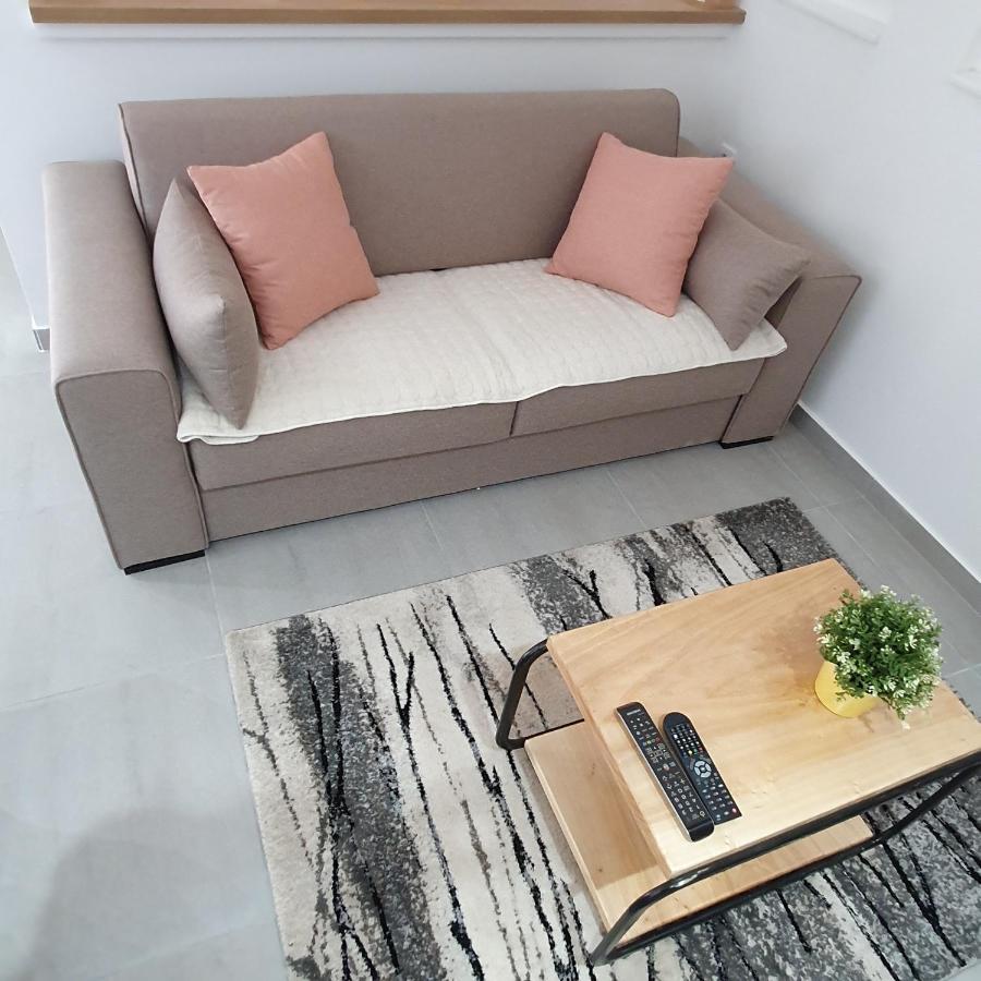 Afrodita Apartment Vrdnik Exteriör bild